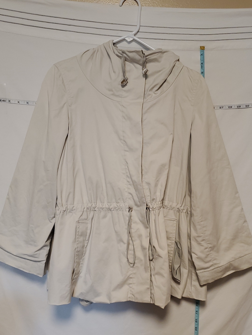 MaxMara Cream Rsinwear Hooded Drawstring Trench Jacket Sz 6 Preppy Luxury
